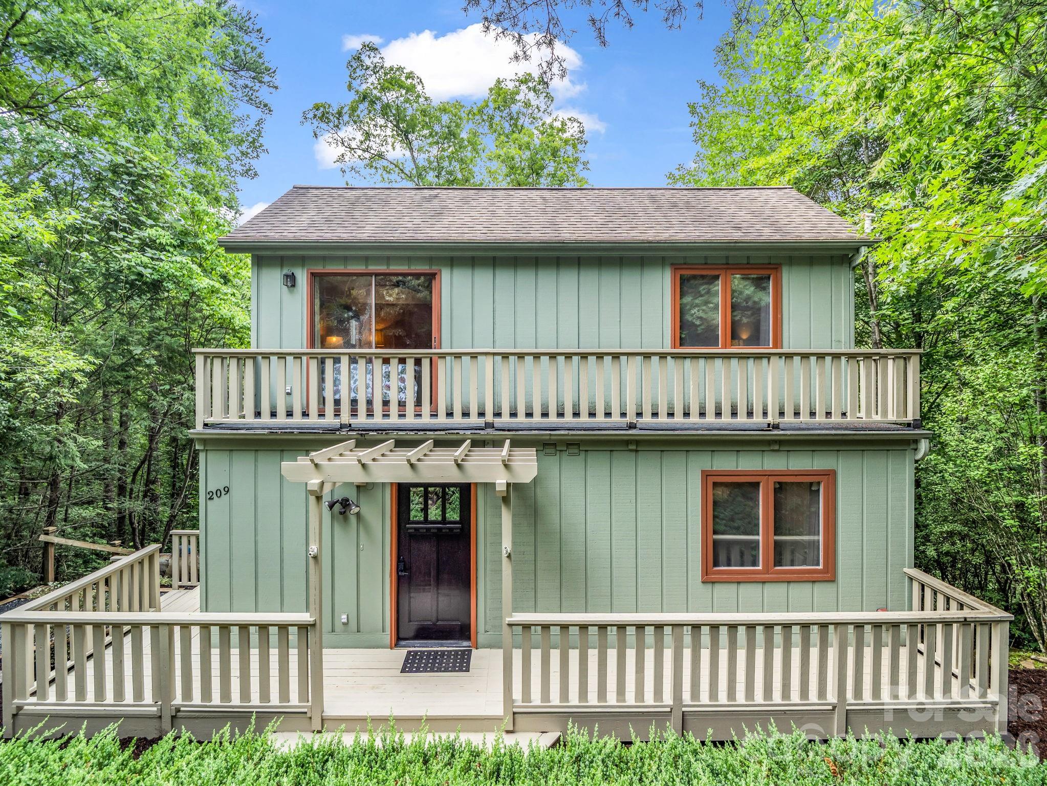 209 Dogwood Drive, Lake Lure, NC, 28746