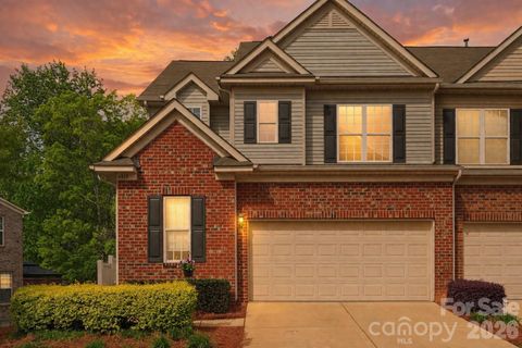 4818 Fonthill Lane Charlotte NC 28210