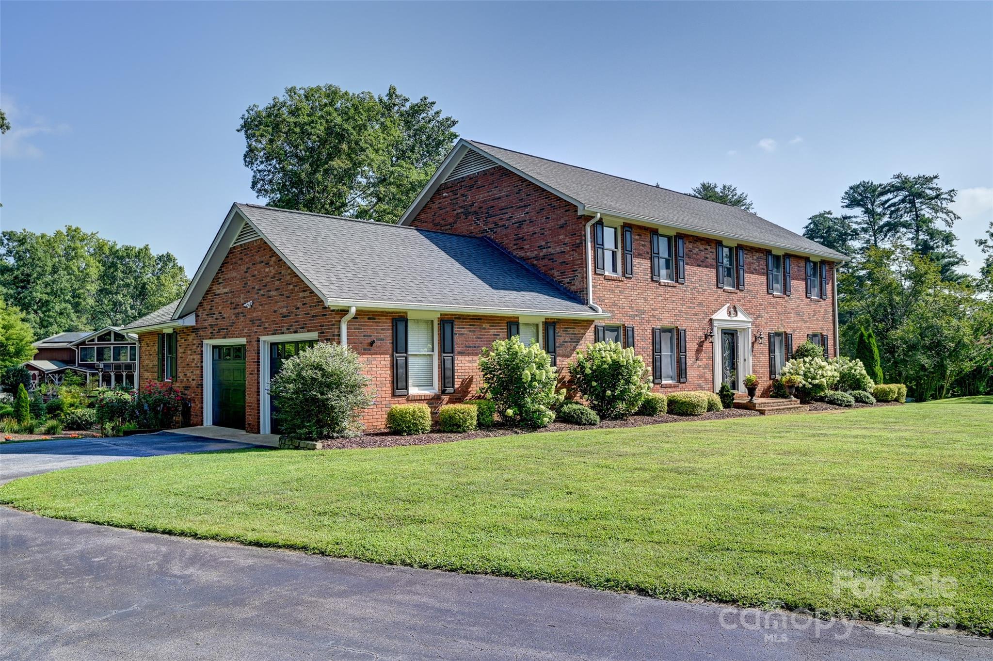 507 Fenwick Court