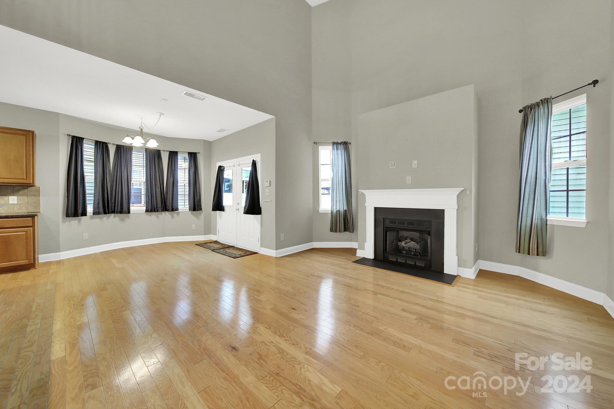 Traditions - Residential