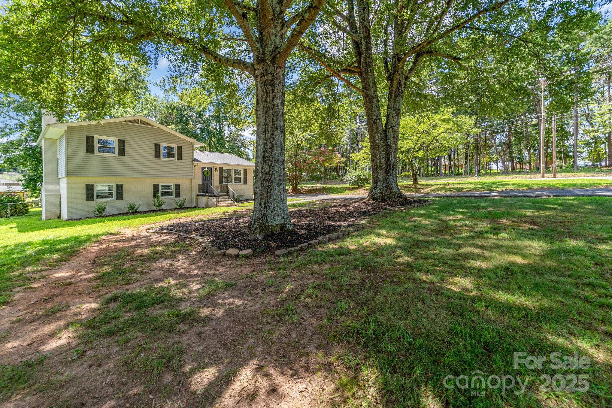 115 Northcrest Drive