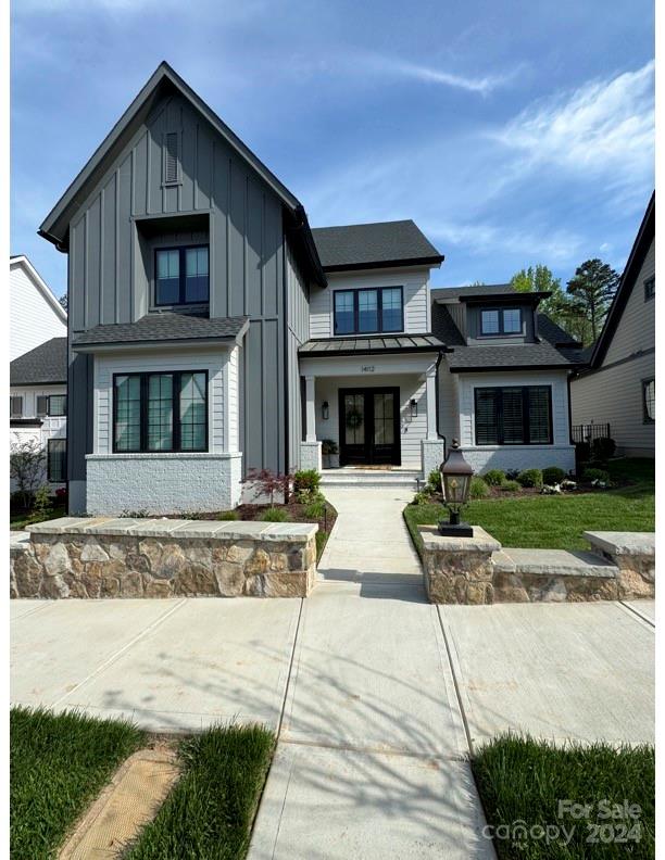 Narrow Passage - Residential