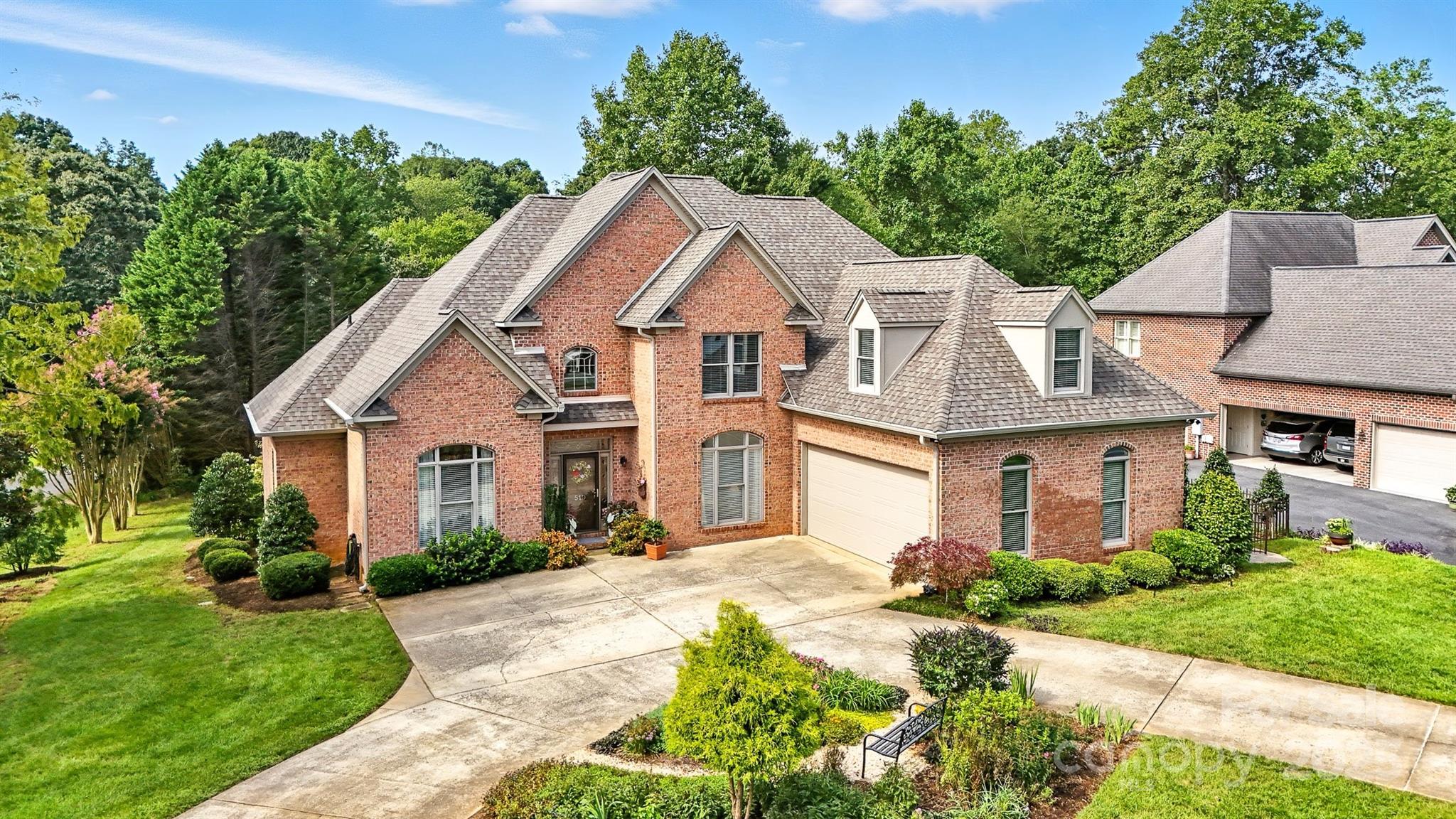 Lecho Park - Residential