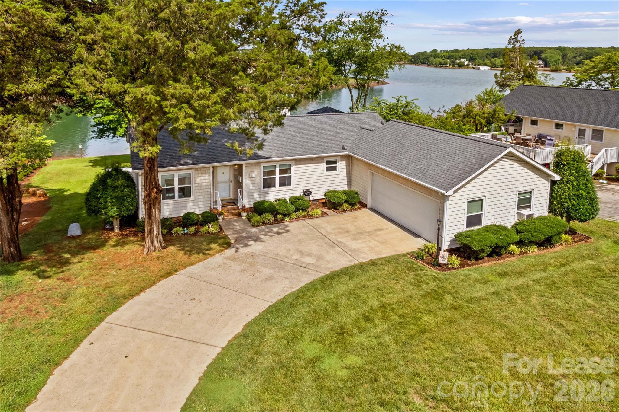 147 Bain Lane