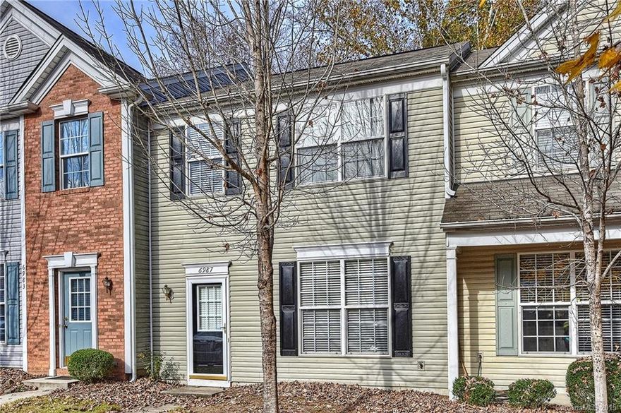 Beautiful, move-in ready townhouse with an open floor plan in sought after Beverly Crest. Hardwoods cover main level, granite and white cabinetry in kitchen. New paint throughout. Enjoy the privacy and view of wooded lot from the spacious back deck. Large master suite w/walk-in closet. LOCATION! 1 mile to Arboretum. Excellent schools! Refrigerator, washer, dryer to remain. Home warranty included.