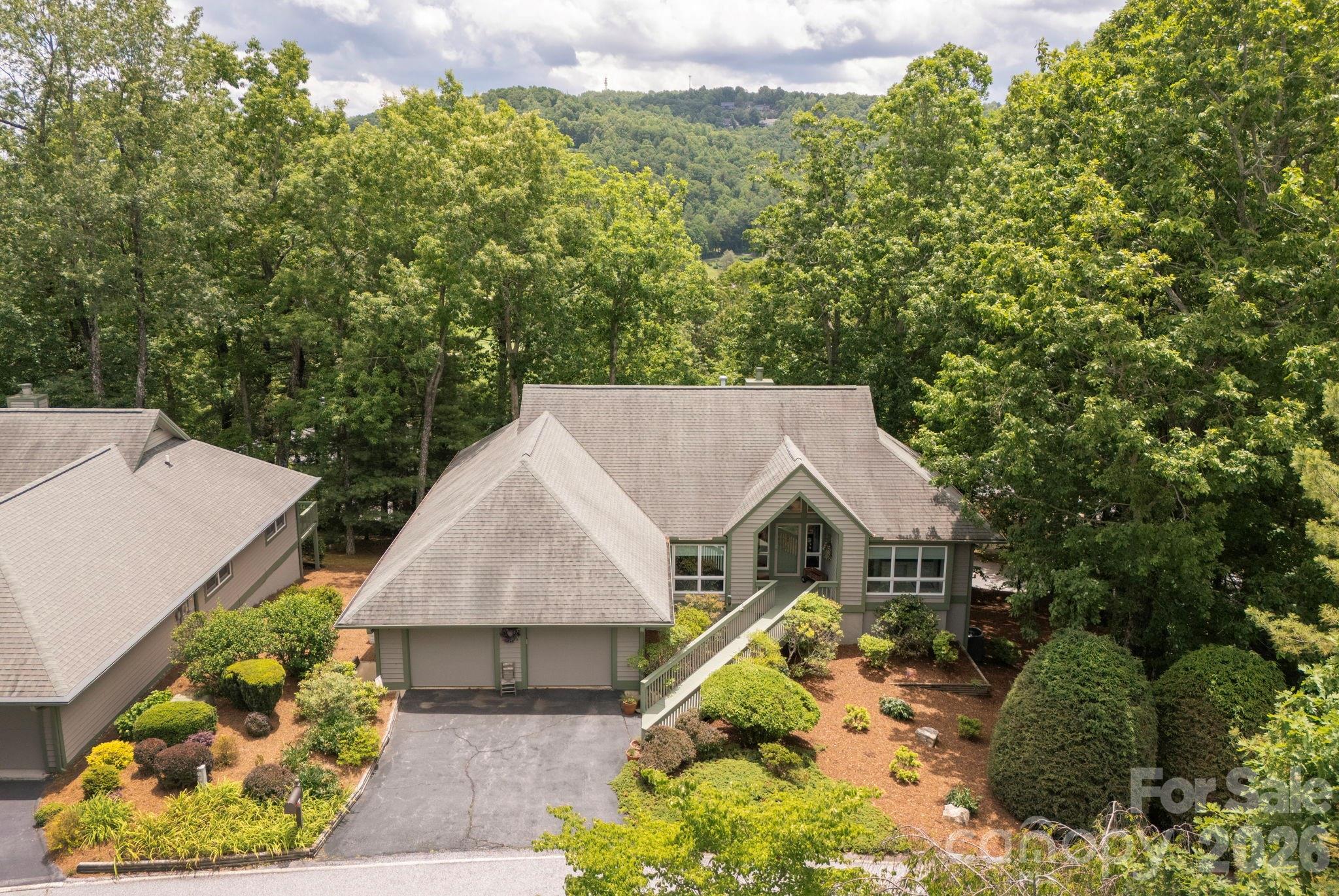129 FOREST VIEW Drive