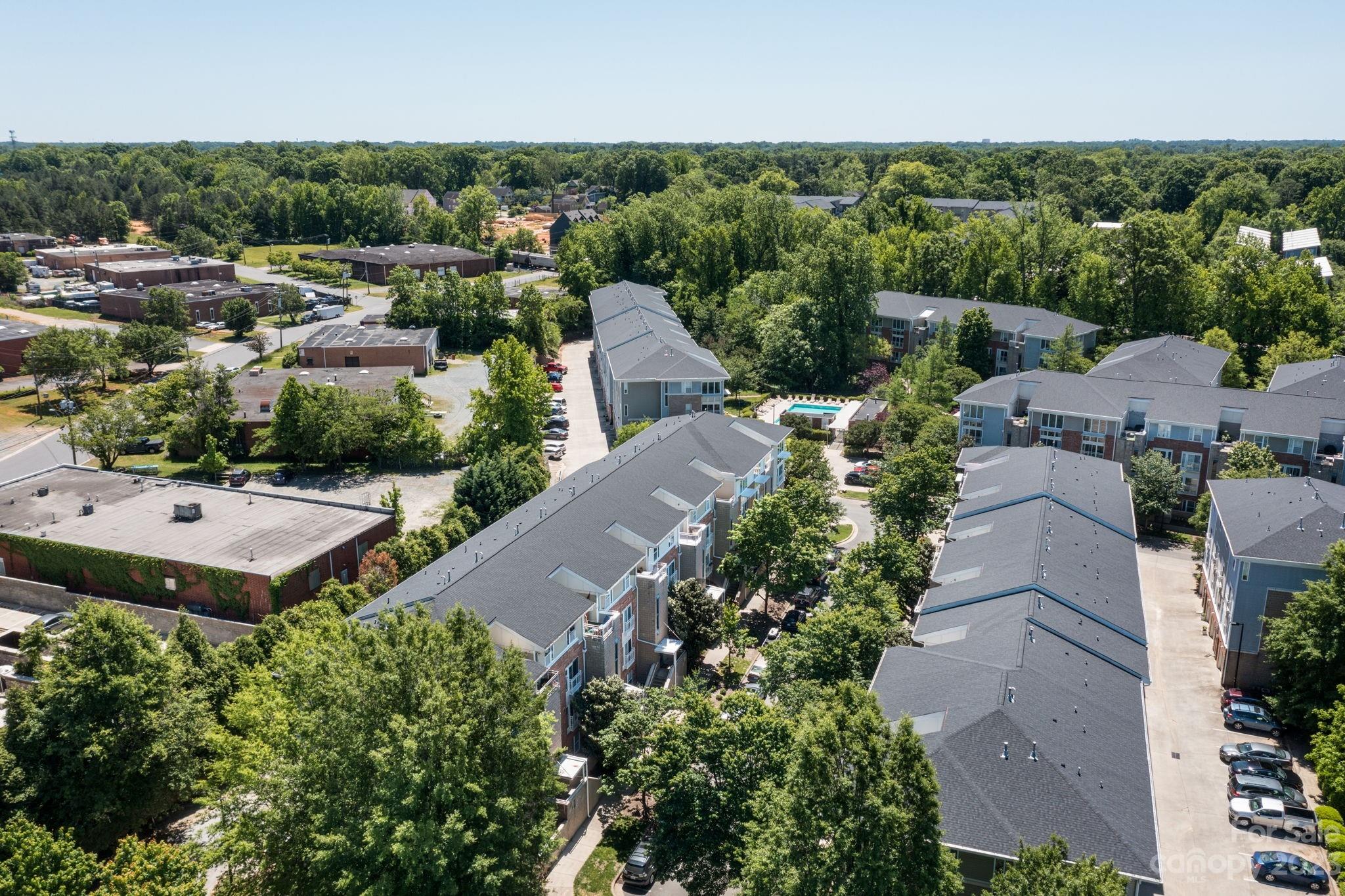 Renaissance Townhome Lofts Condo - Residential