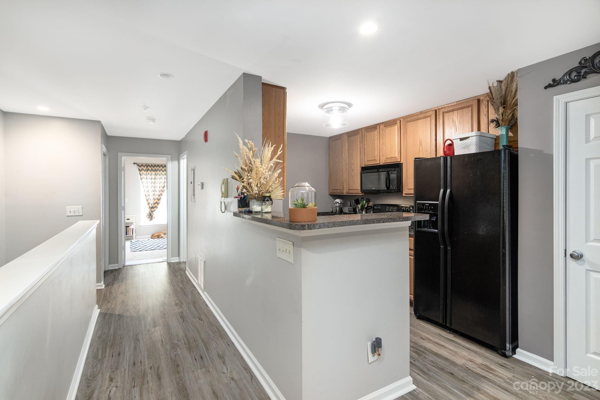 Renaissance Townhome Lofts Condo - Residential