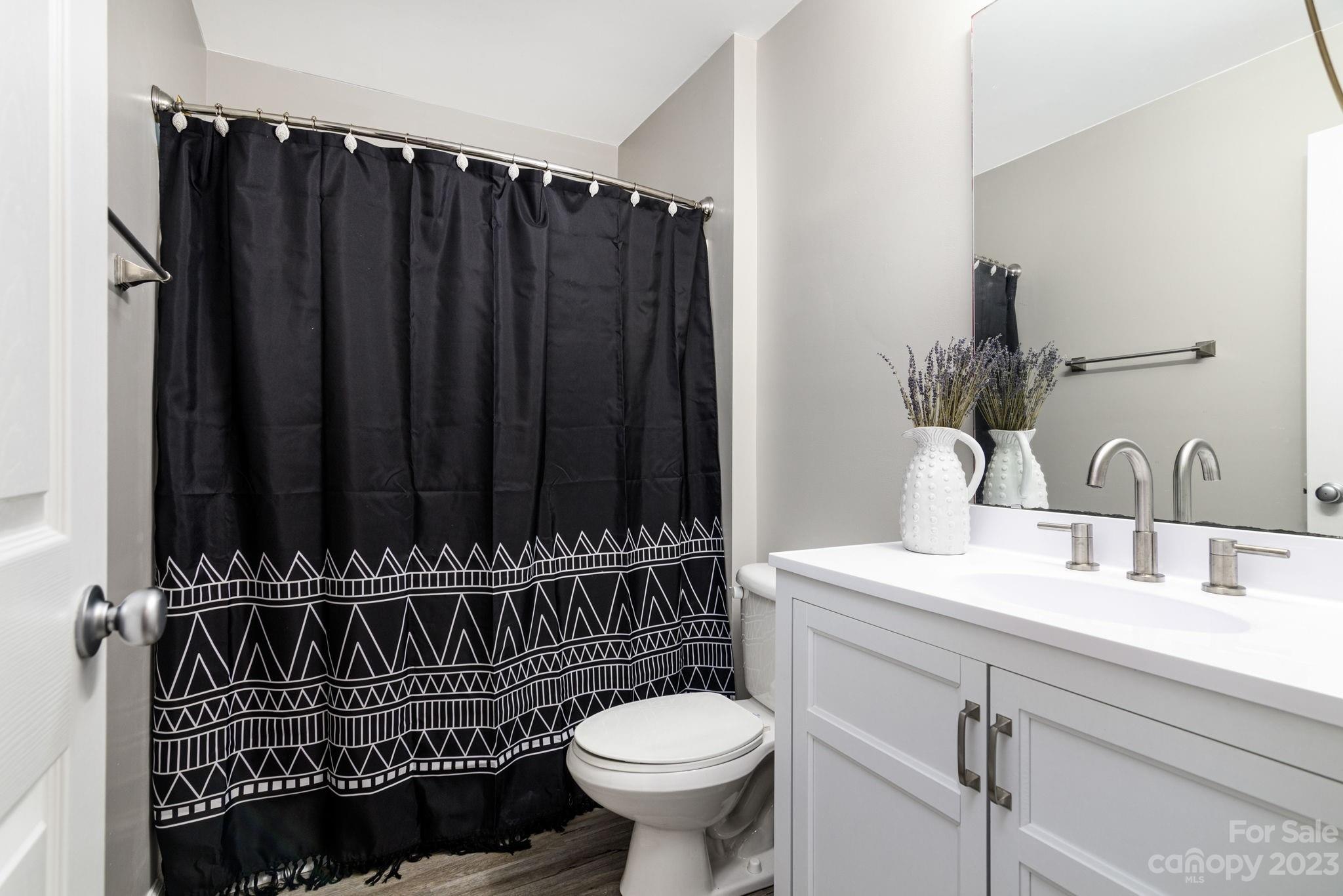 Renaissance Townhome Lofts Condo - Residential