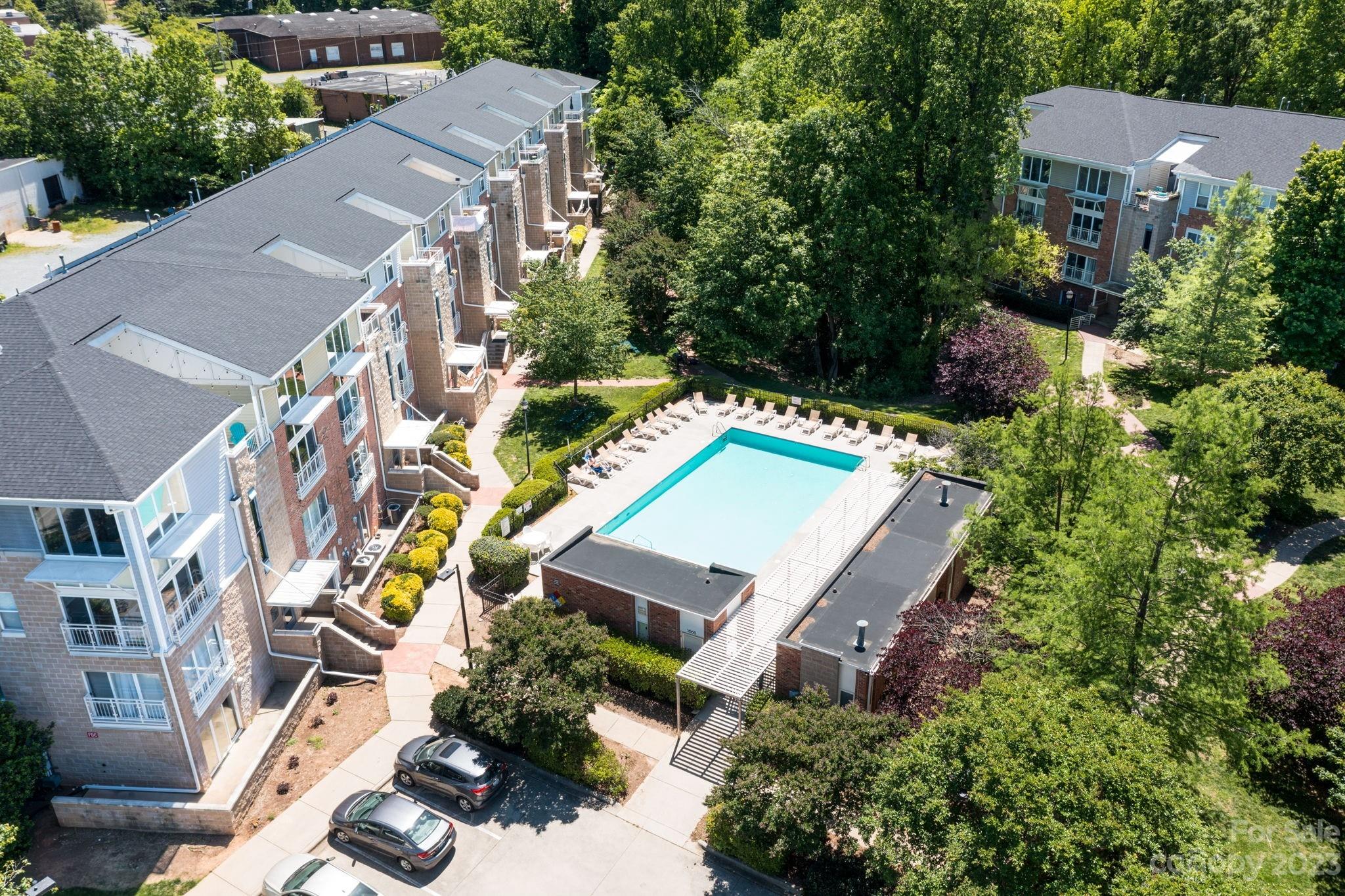 Renaissance Townhome Lofts Condo - Residential