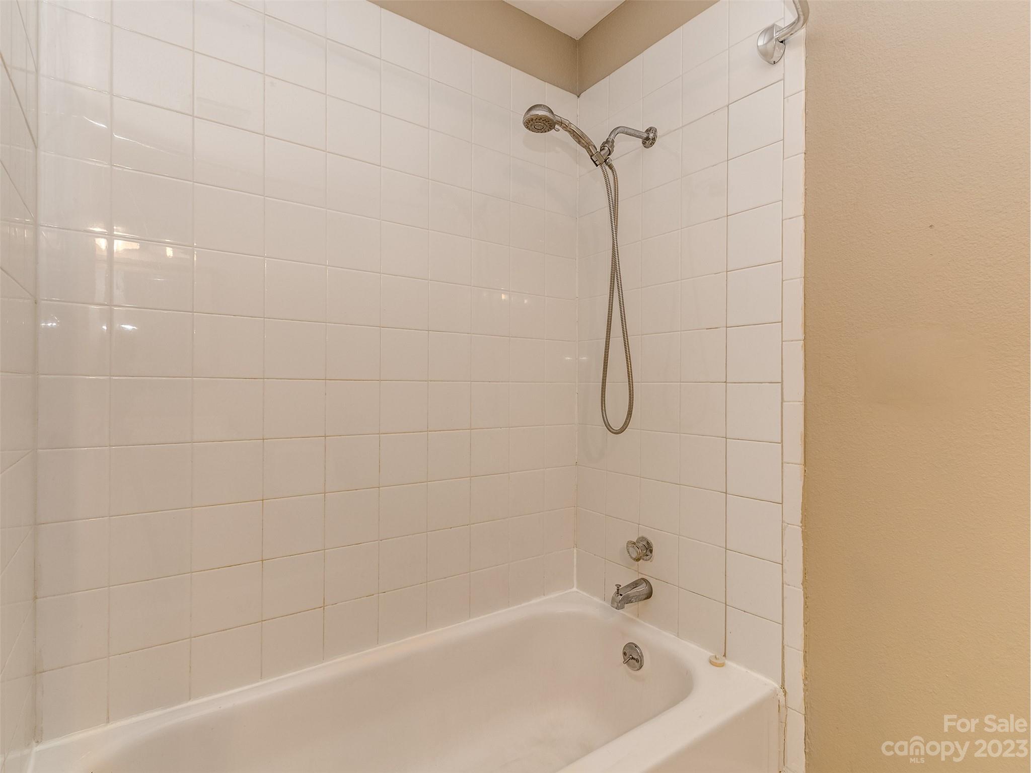 Falconbridge - Residential