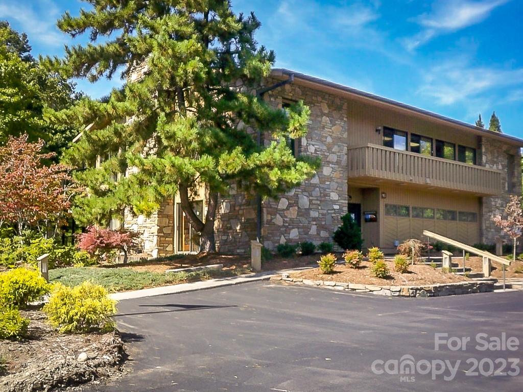 The Oaks - Residential