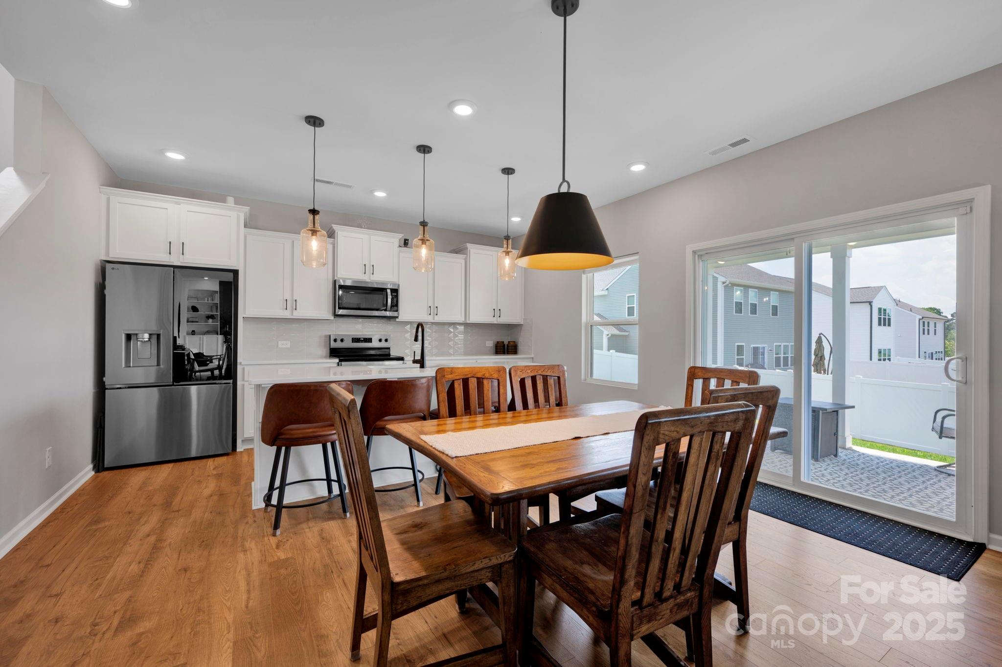 Elizabeth Oaks - Residential