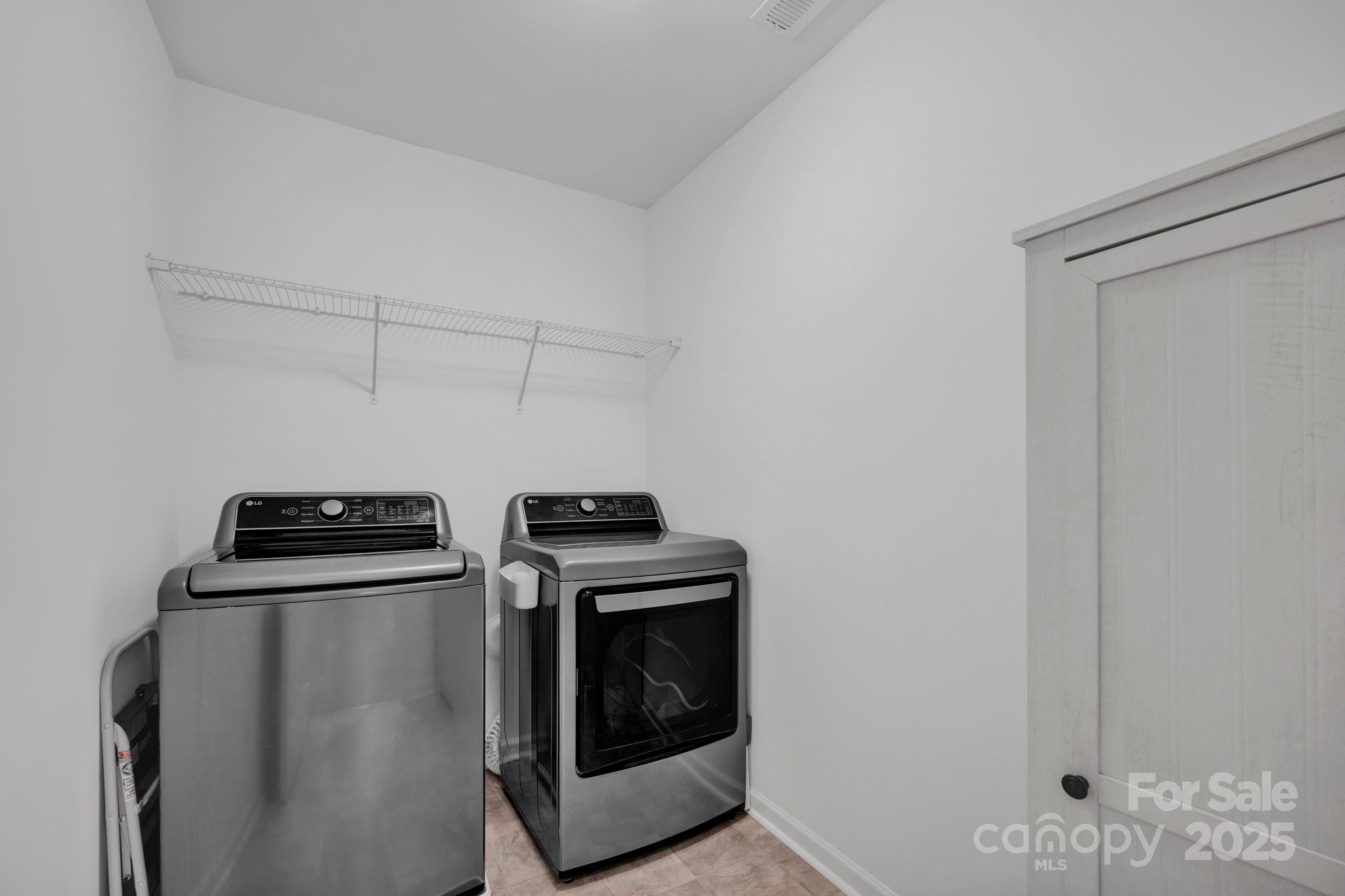 Elizabeth Oaks - Residential