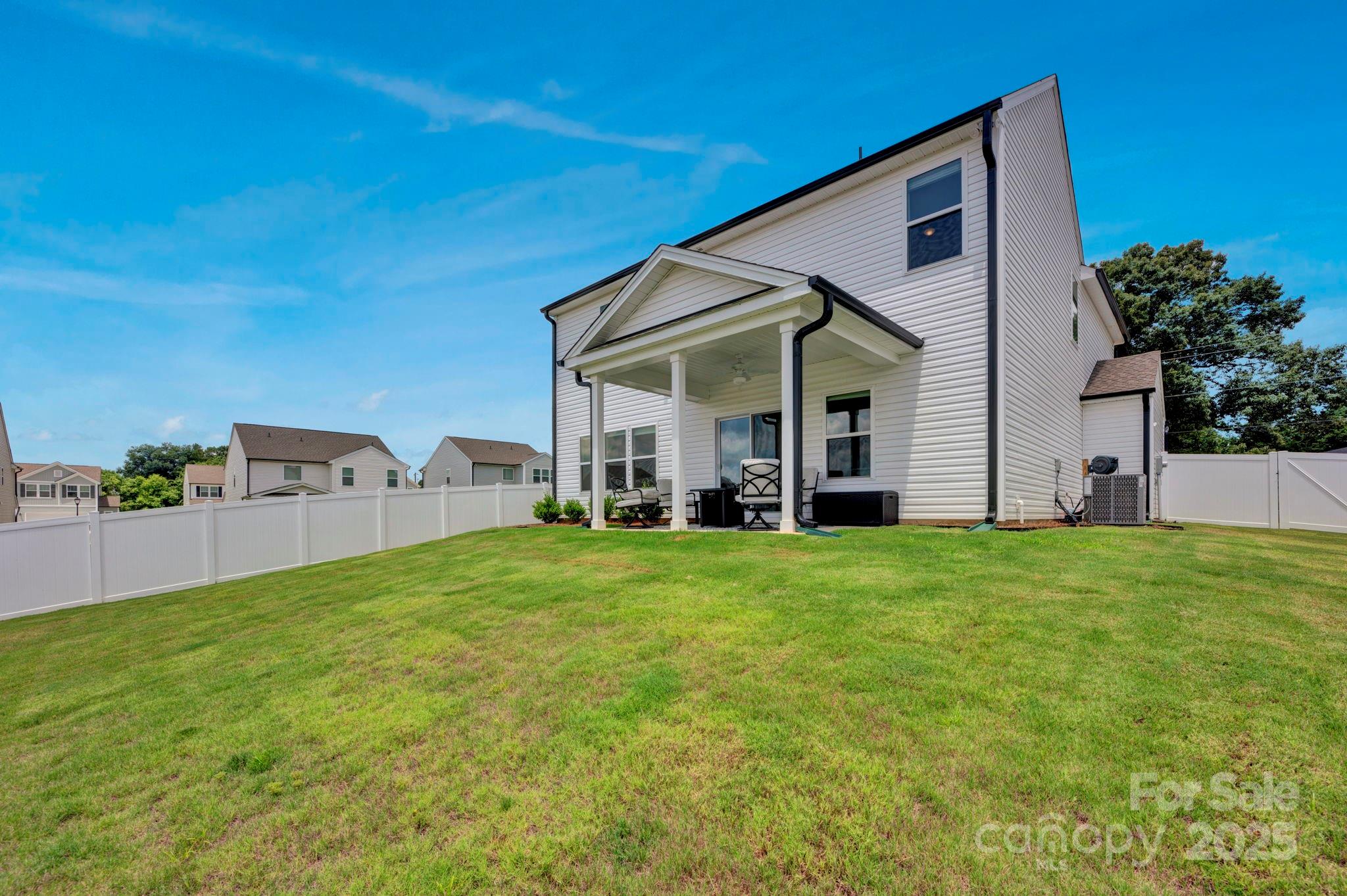 Elizabeth Oaks - Residential