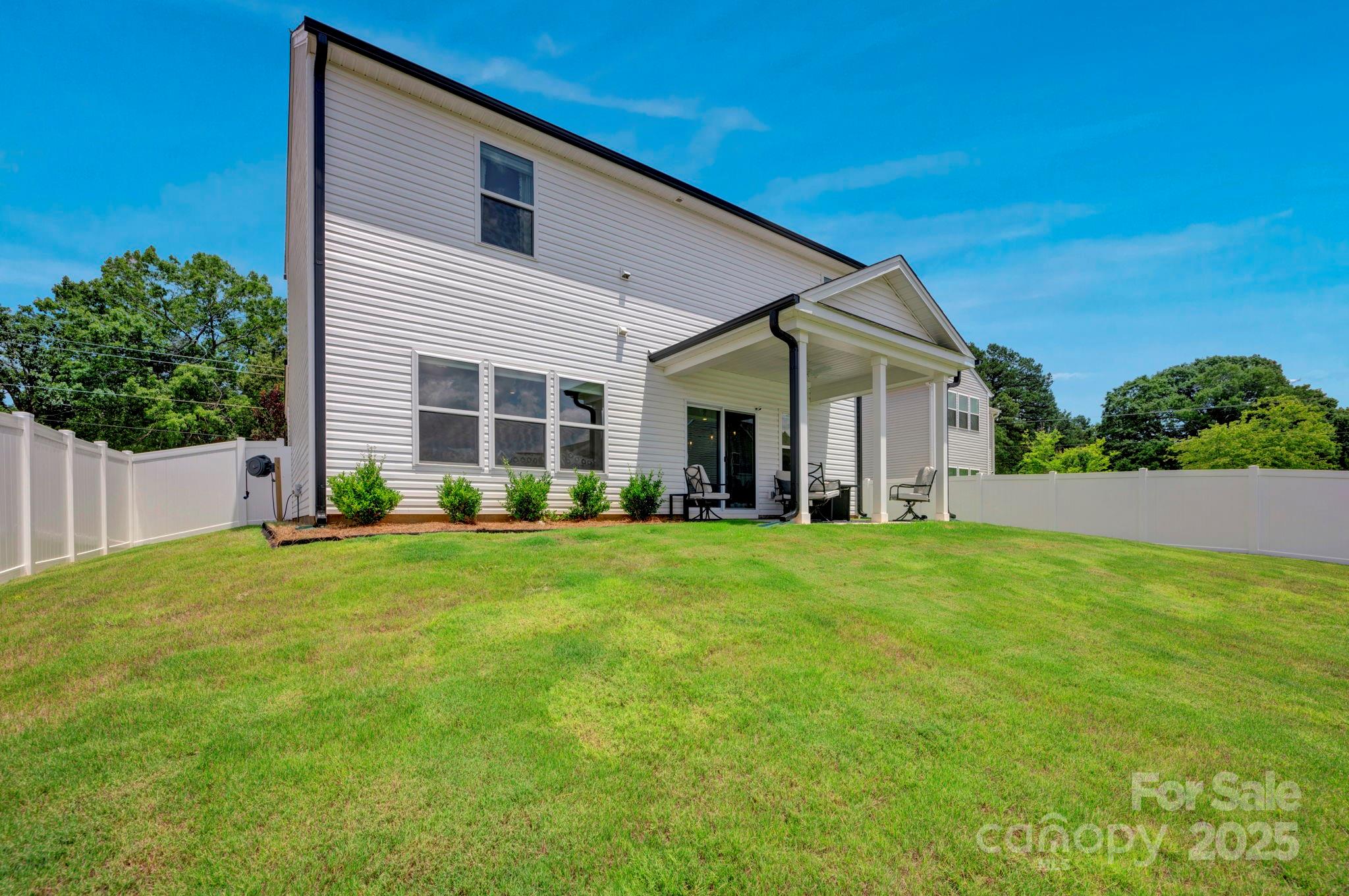 Elizabeth Oaks - Residential