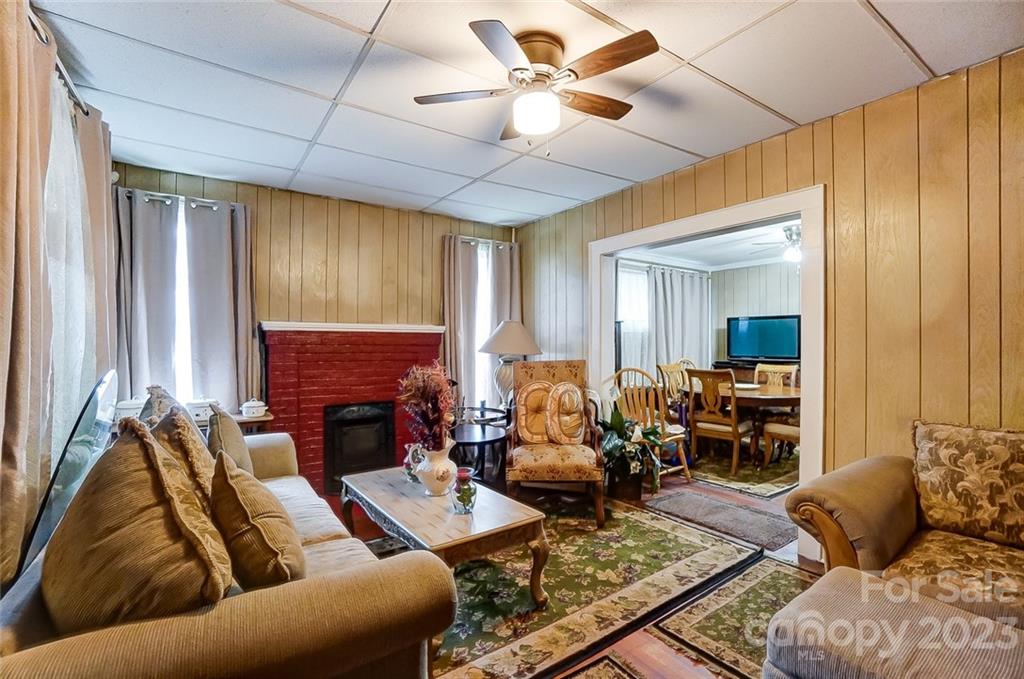 Elizabeth - Residential