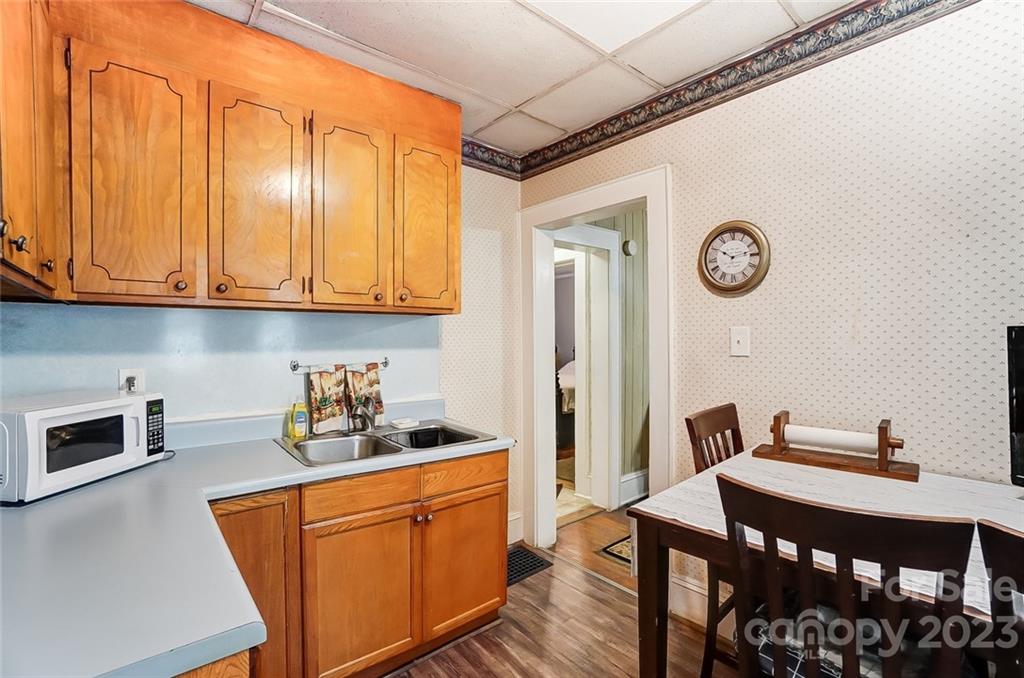 Elizabeth - Residential