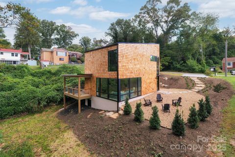 7 Haith Drive Asheville NC 28801