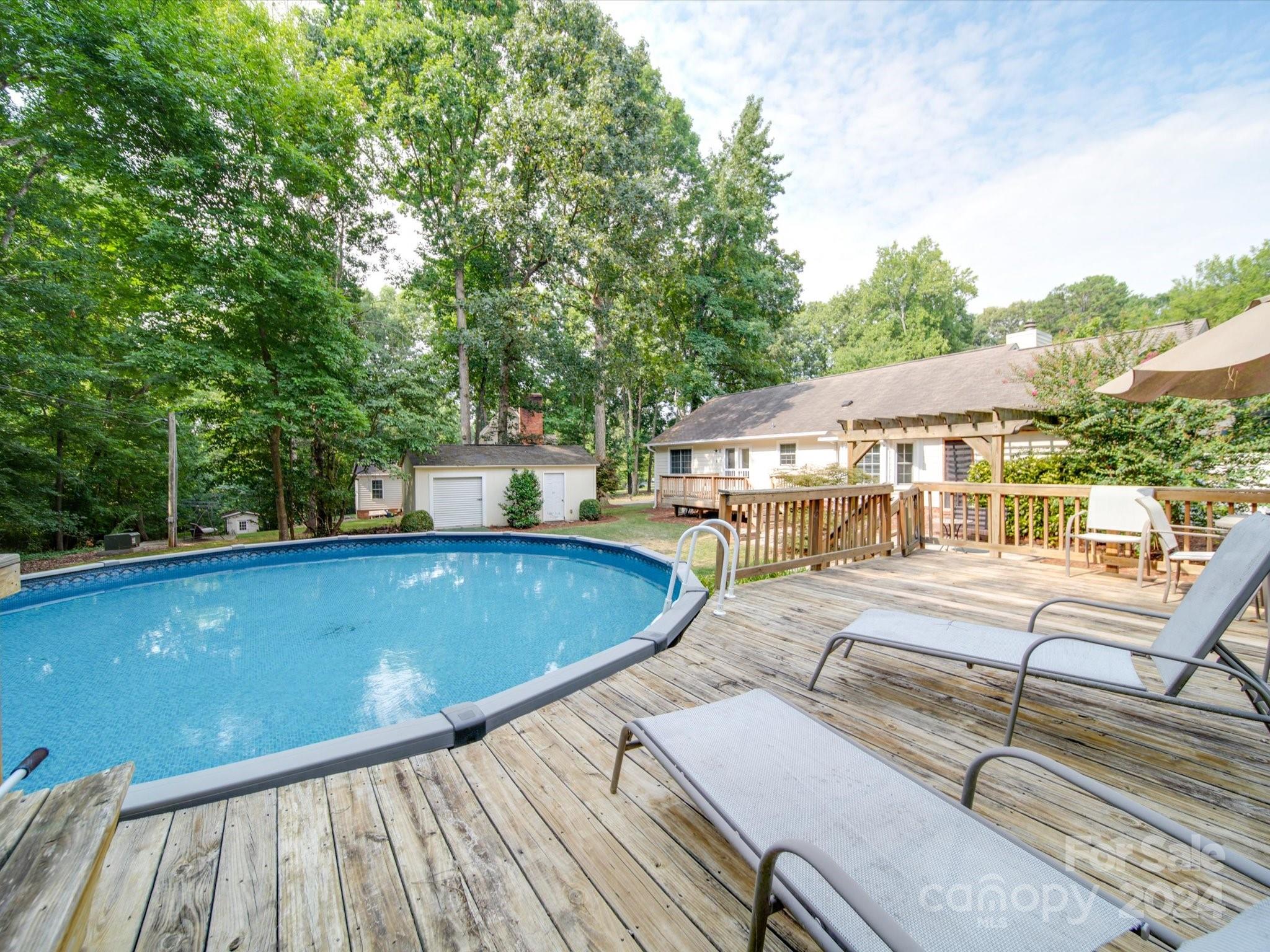 Foxwood - Residential