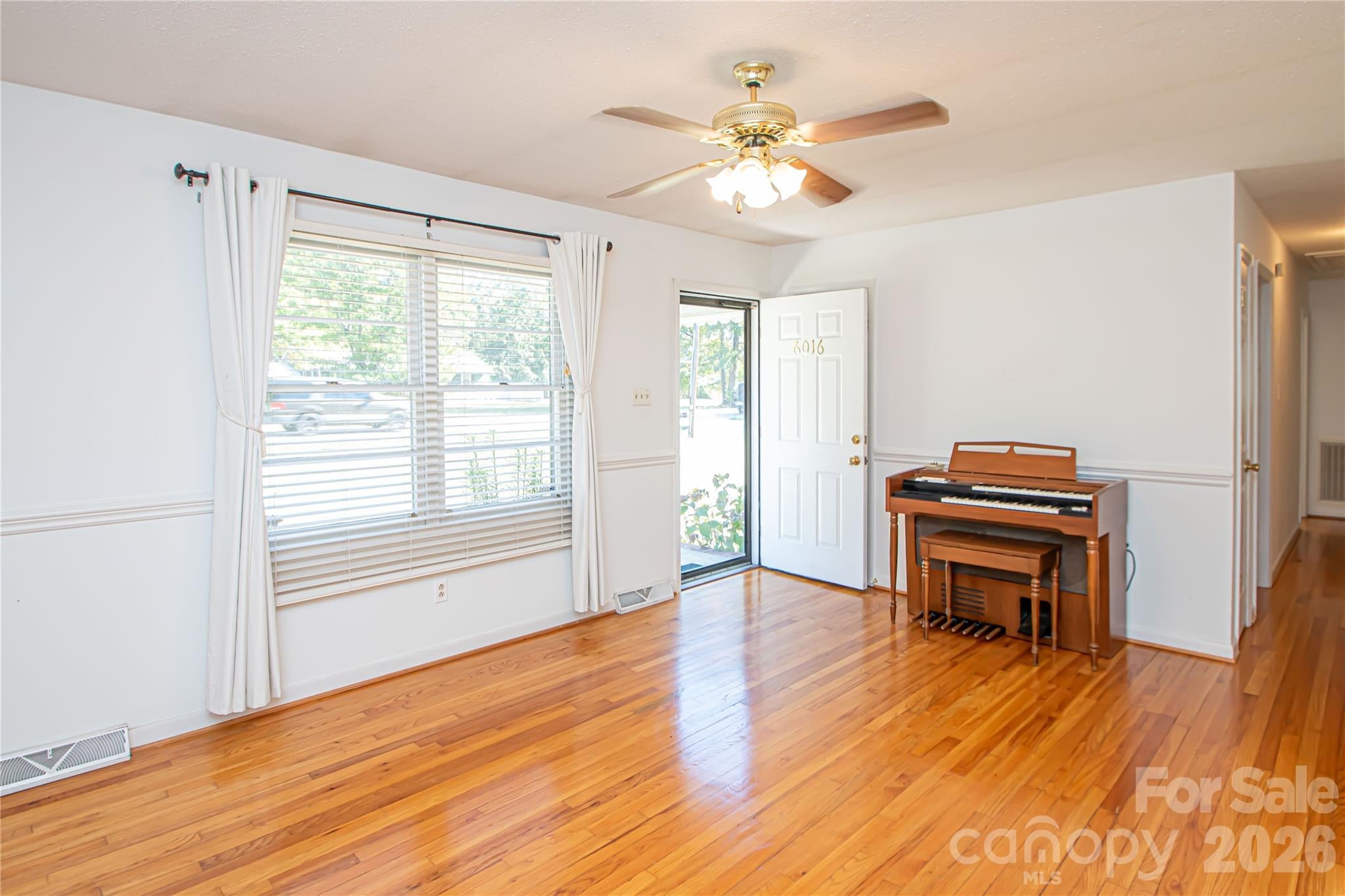 6016 Potter Road