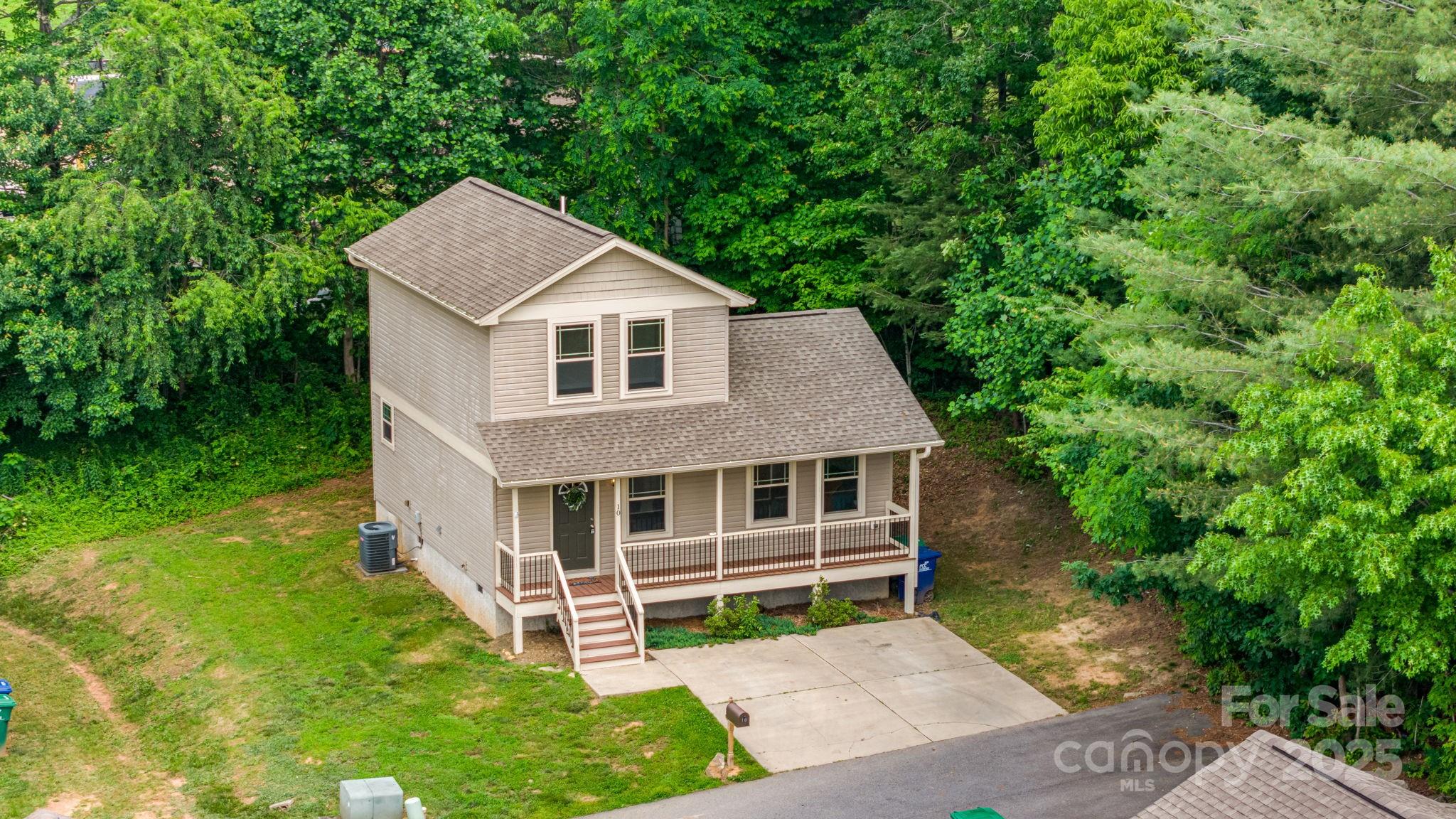 10 Coral Berry Drive