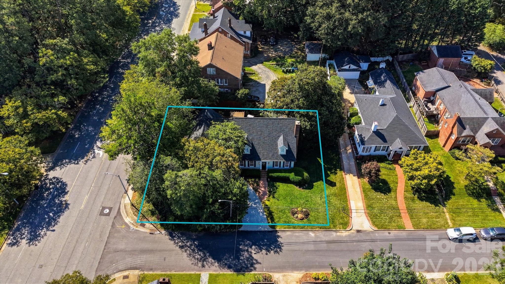 114 6th Avenue NE