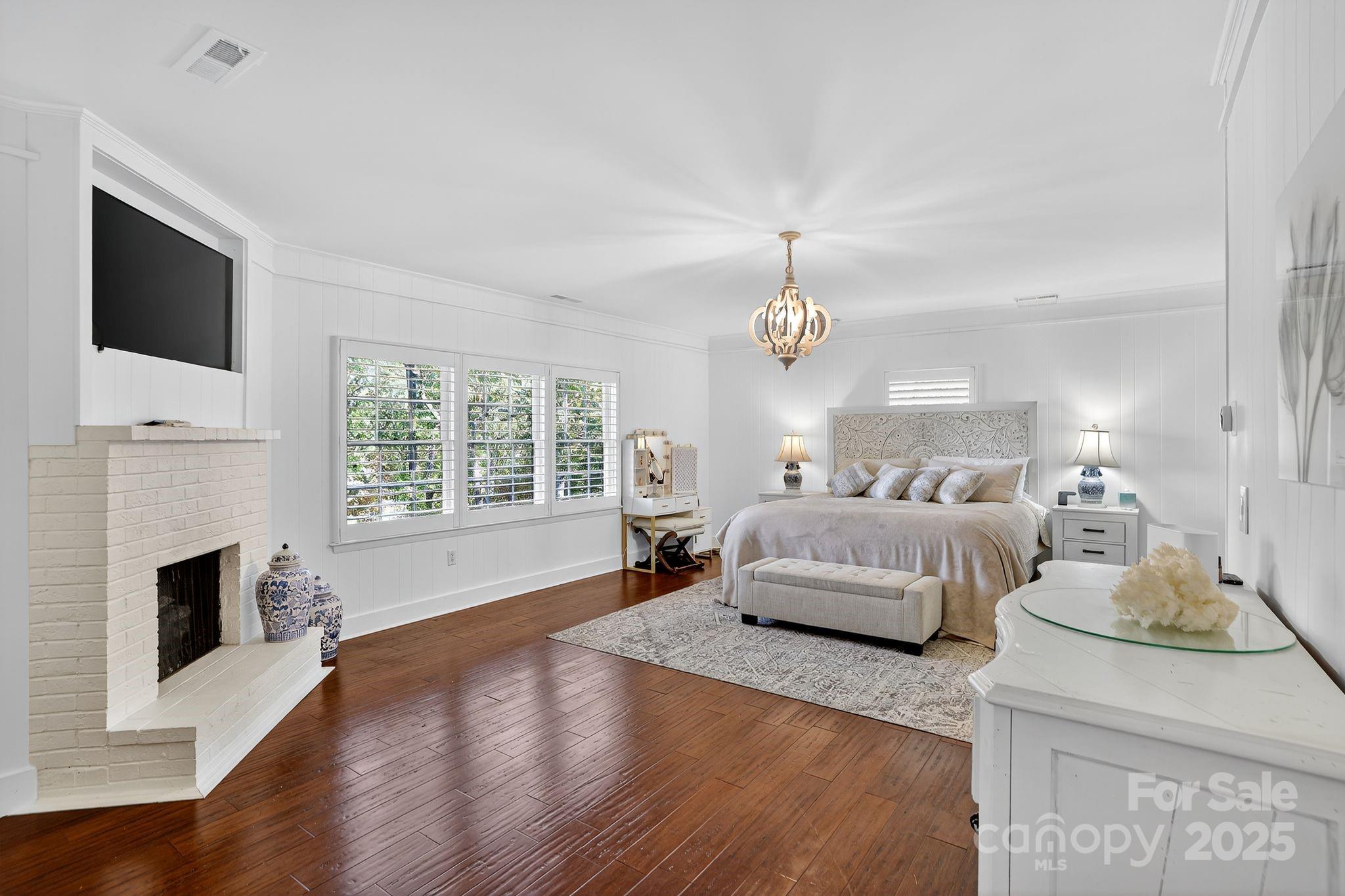 Hunting Country Trails - Residential