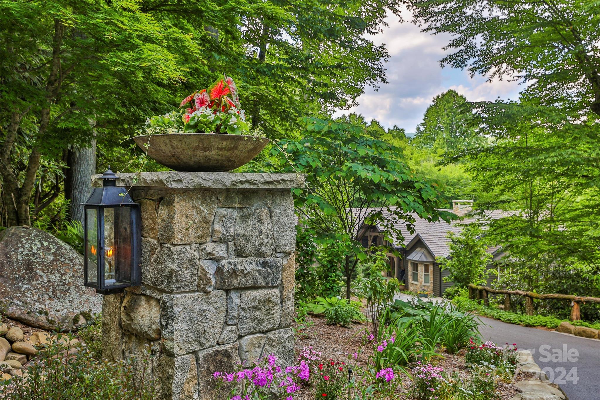 Highlands Falls CC - Residential