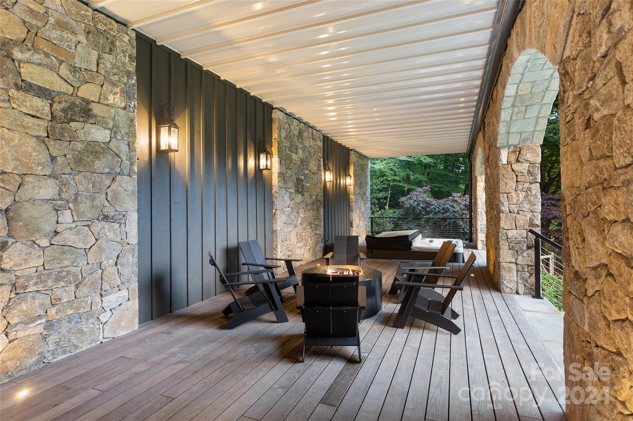 Highlands Falls CC - Residential