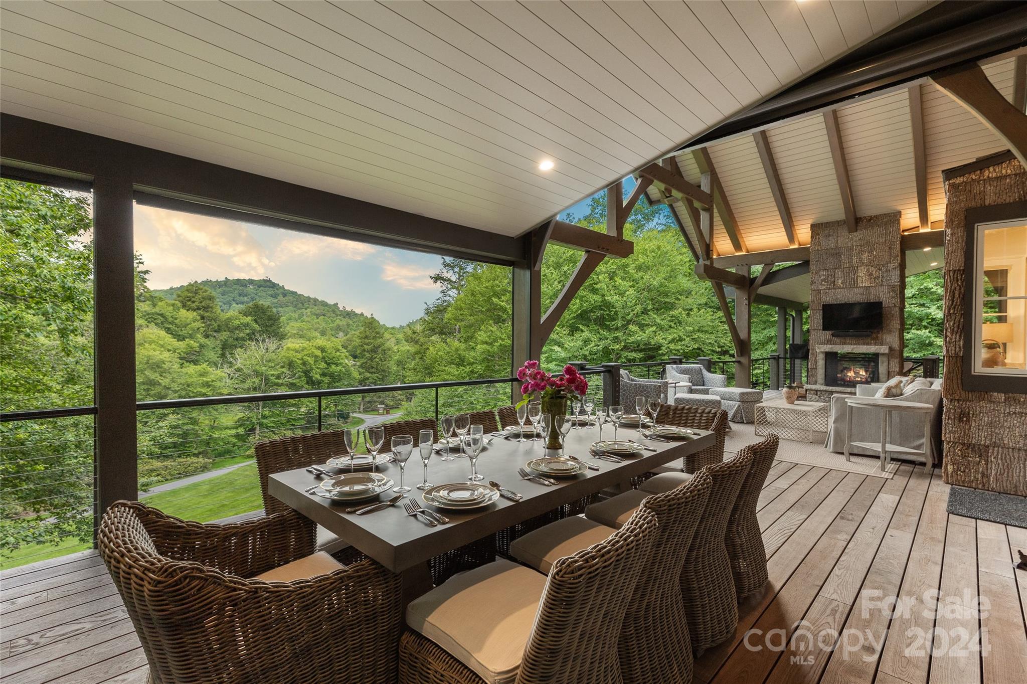 Highlands Falls CC - Residential