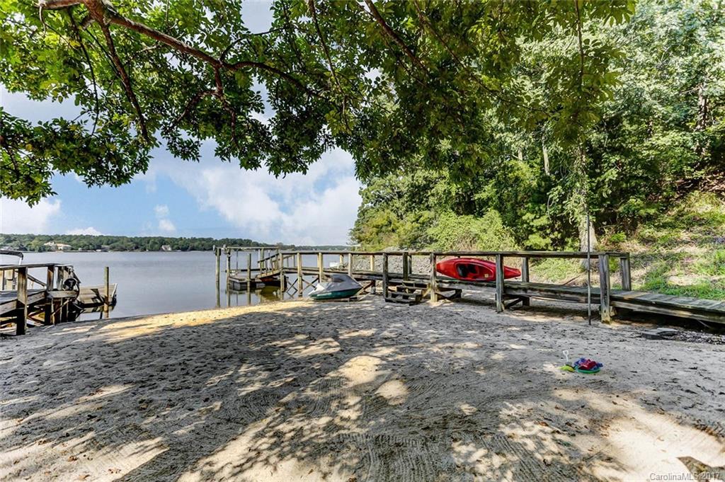 Tega Cay - Residential