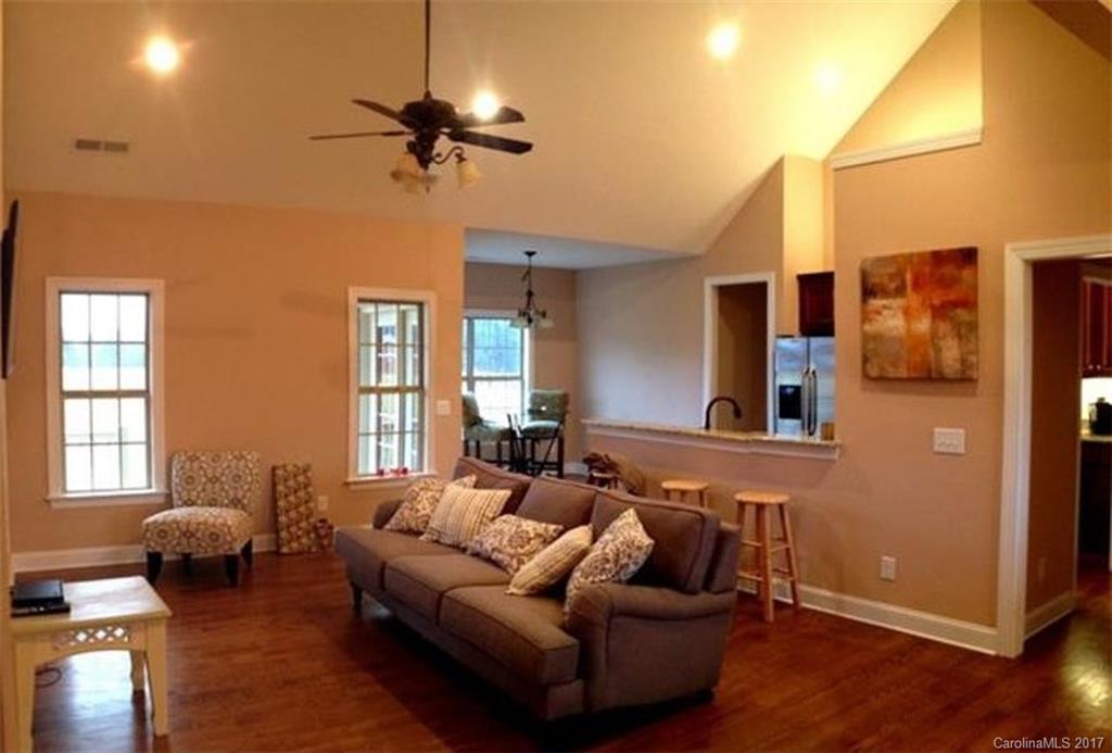 The Oaks at Camden - Residential