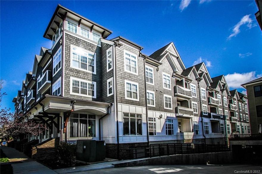 Immaculate Dilworth condo with all of the conveniences of urban living! Close to South End and light rail. Walk to shops and dining! Tastefully appointed finishes with granite counters, hardwoods, and stainless steel appliances. Wonderful breakfast bar perfect for entertaining! Nice natural light. Gated community with relaxing courtyard. Secured parking garage with 2 parking spaces! This is an excellent lifestyle choice and the location is hard to beat!!