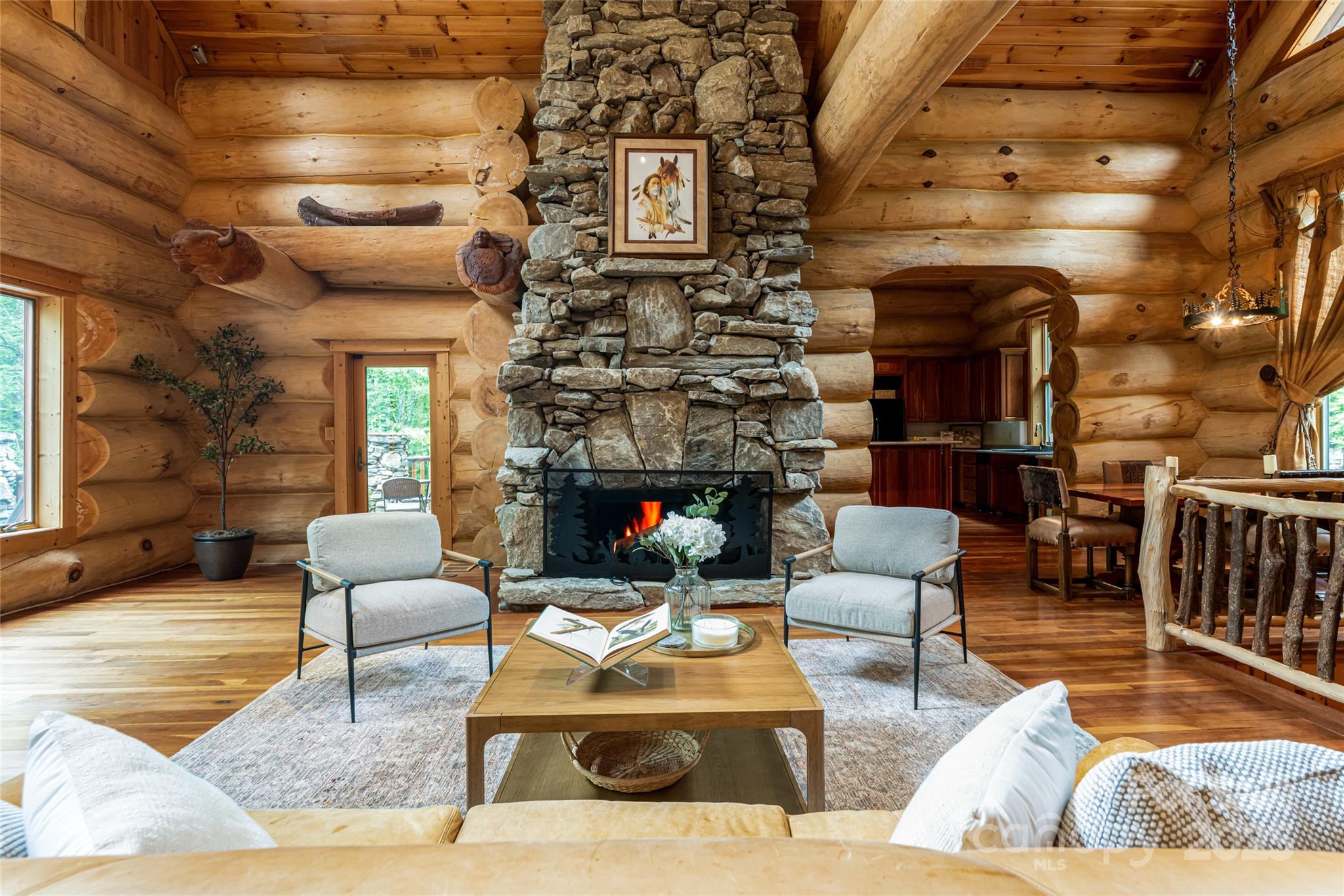 303 Flying Hawk Trail