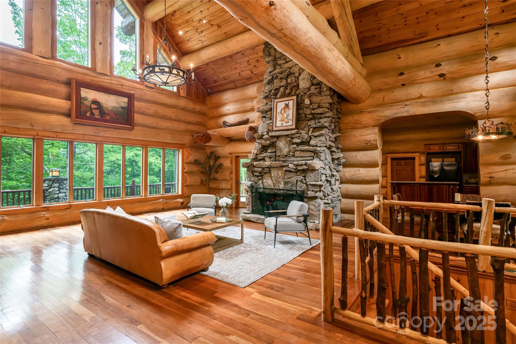 303 Flying Hawk Trail