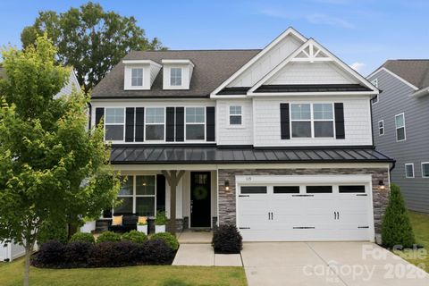 Photo of 115 Summerhill Drive, Mooresville, NC 28115 (MLS # 4382951)