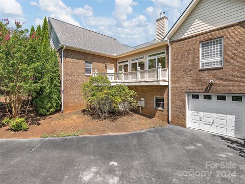 A home in Waynesville