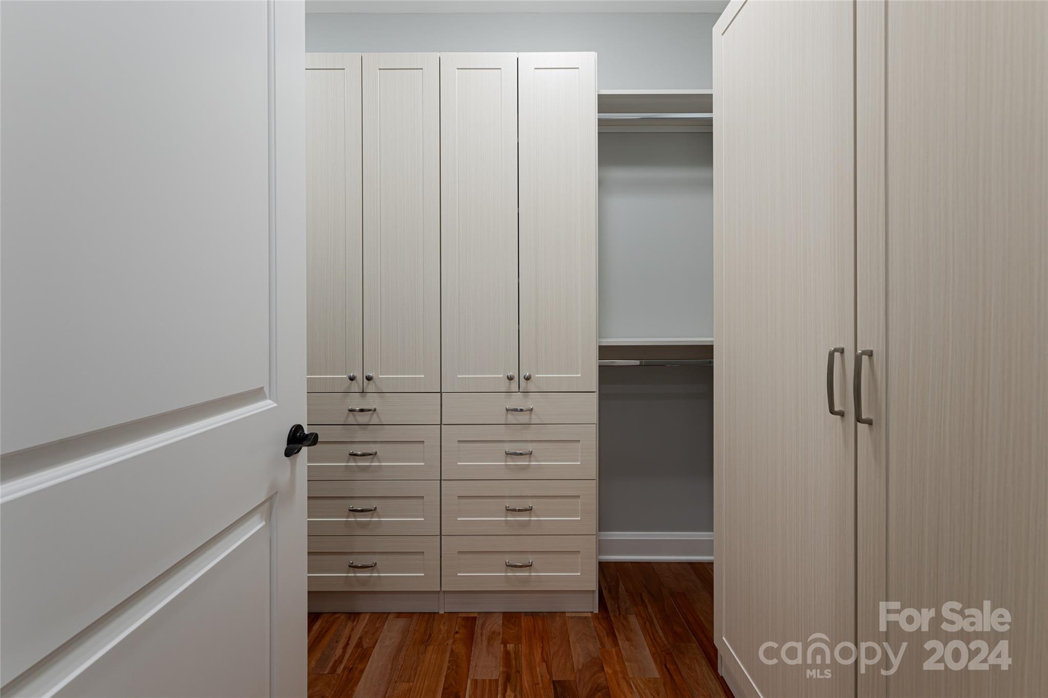 Thoms Estate - Residential