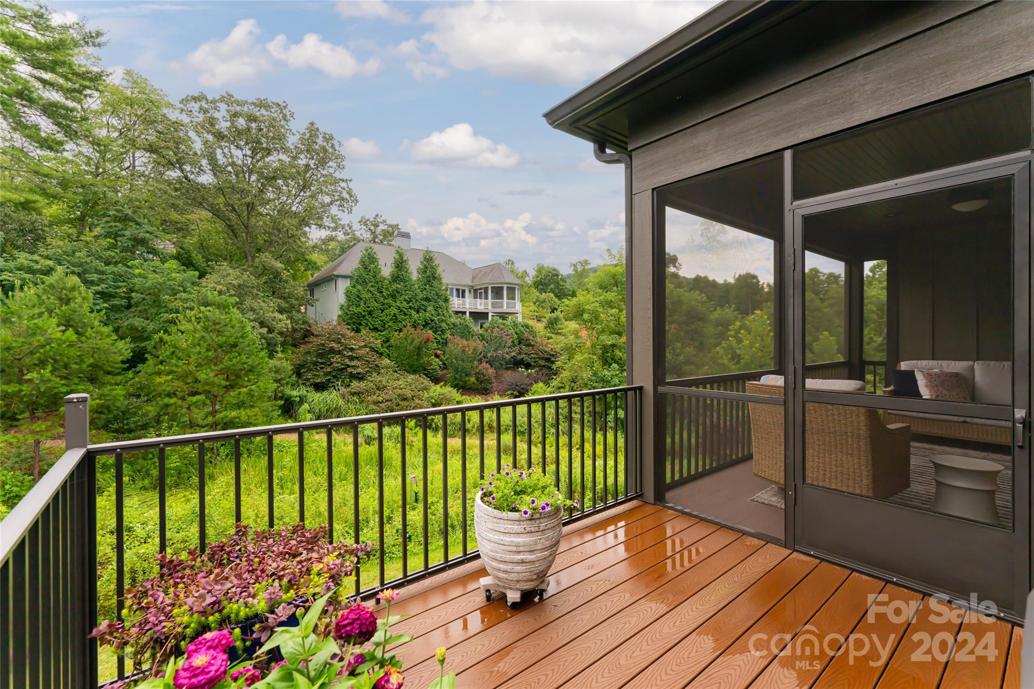 Thoms Estate - Residential