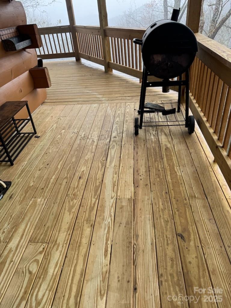 Bryson City, North Carolina 28713, United States, 4 Bedrooms Bedrooms, ,3 BathroomsBathrooms,Residential,Active,30760