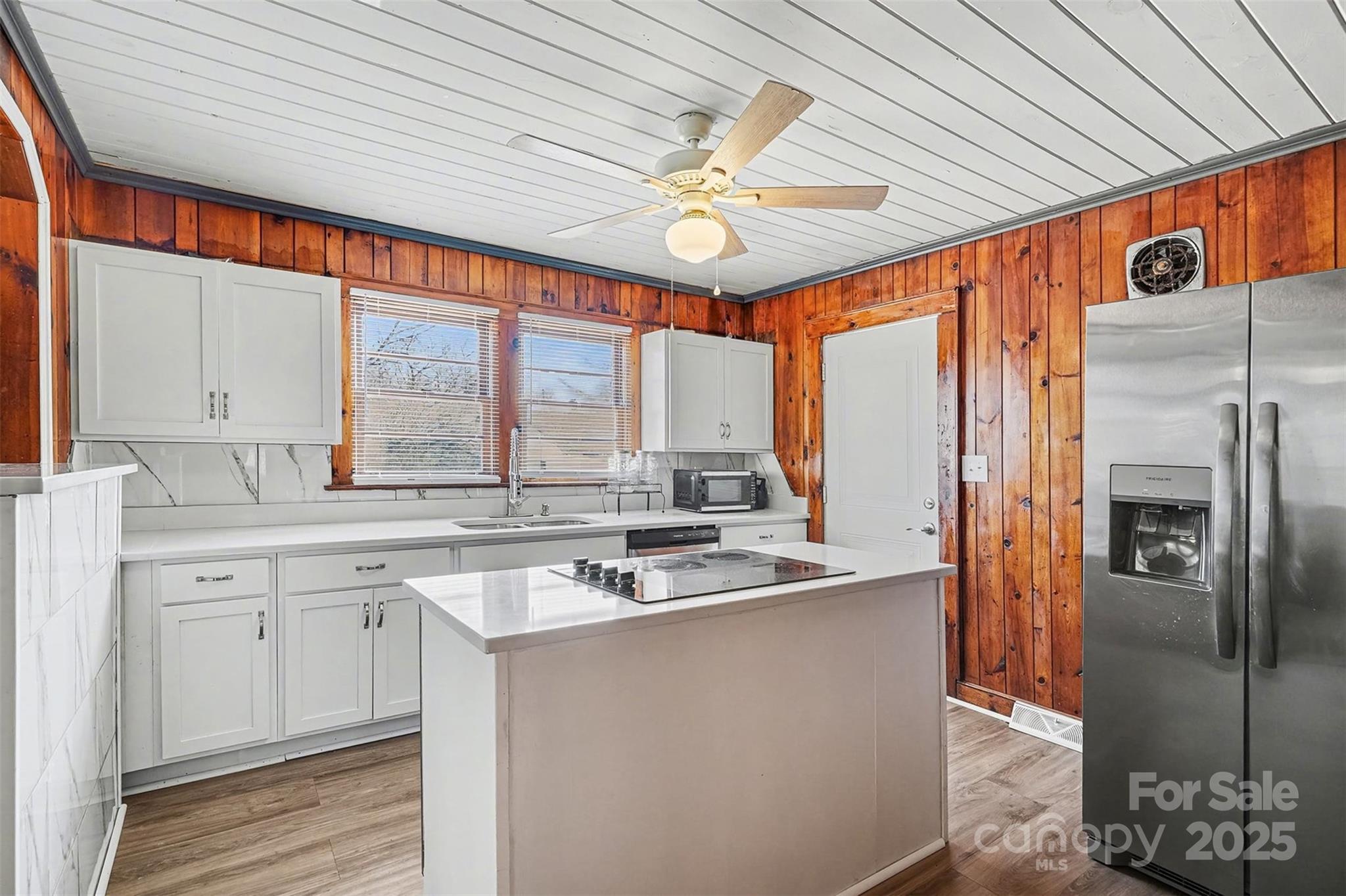 Hillview - Residential