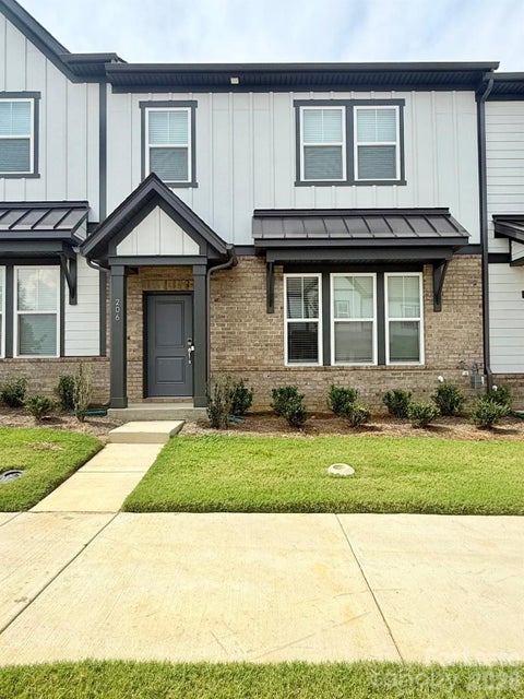 Photo of 206 Silver Fleet Drive, Indian Trail, NC 28079 (MLS # 4437015)