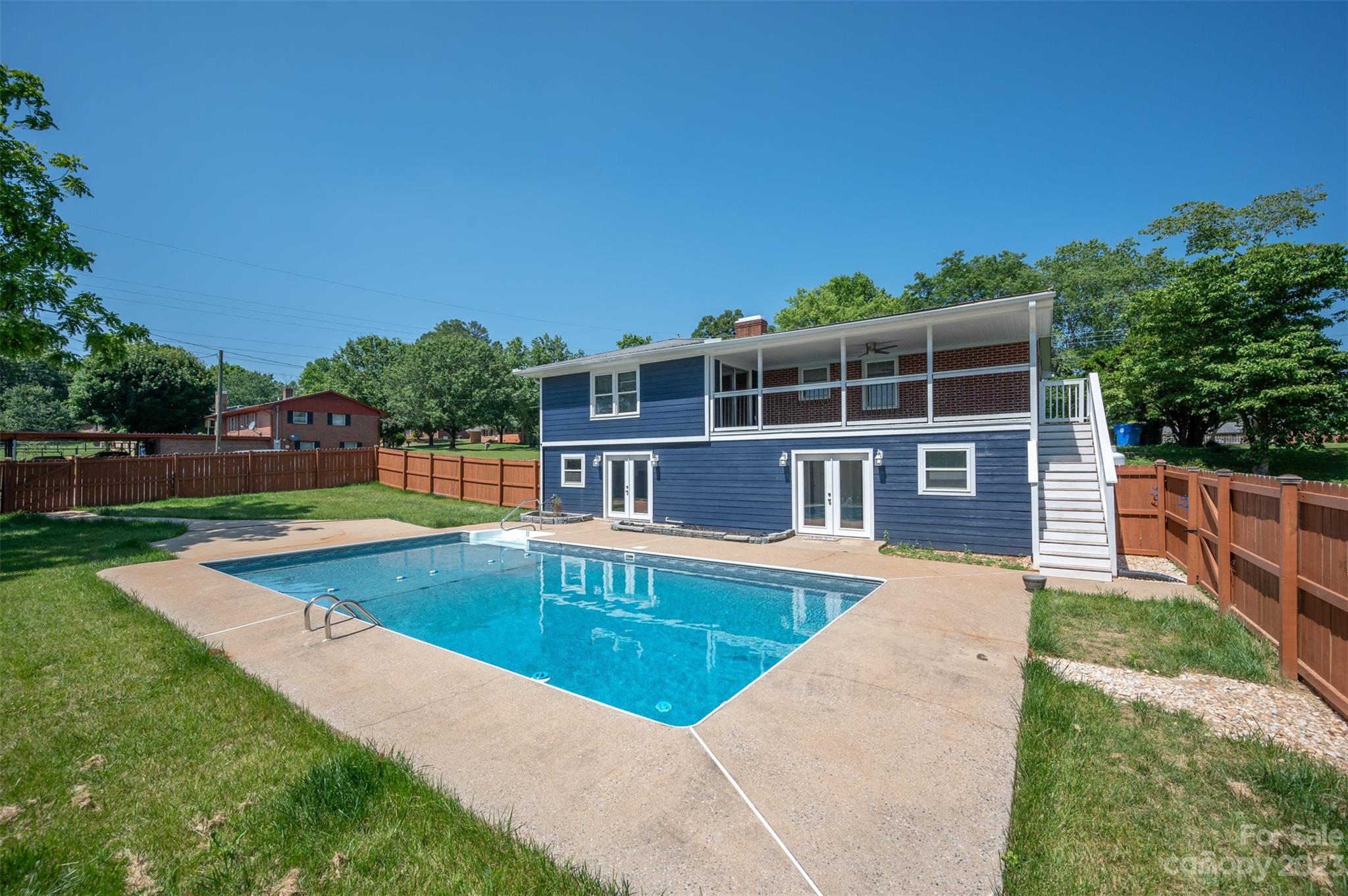 Hillcrest - Residential