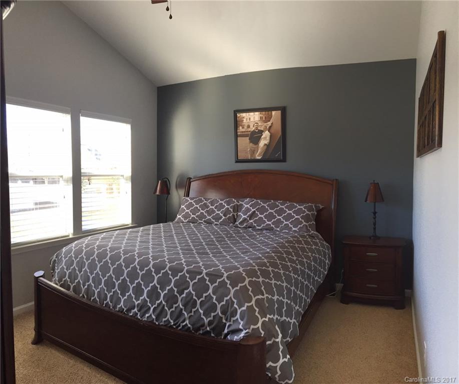 Ridge Pointe - Residential