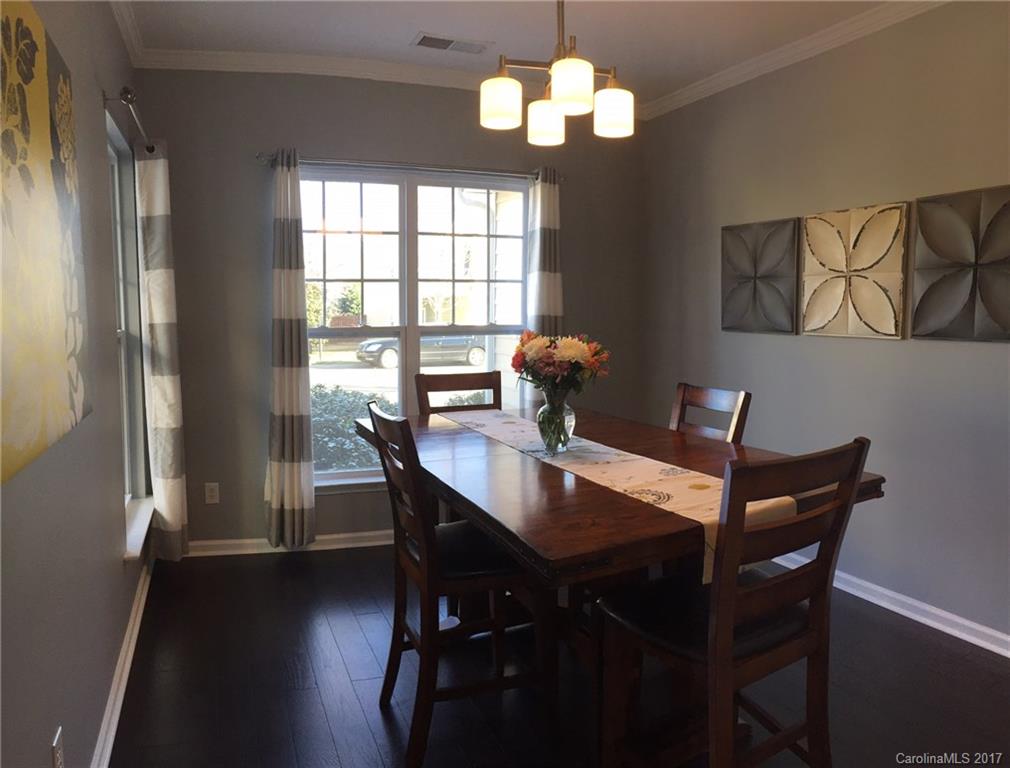 Ridge Pointe - Residential