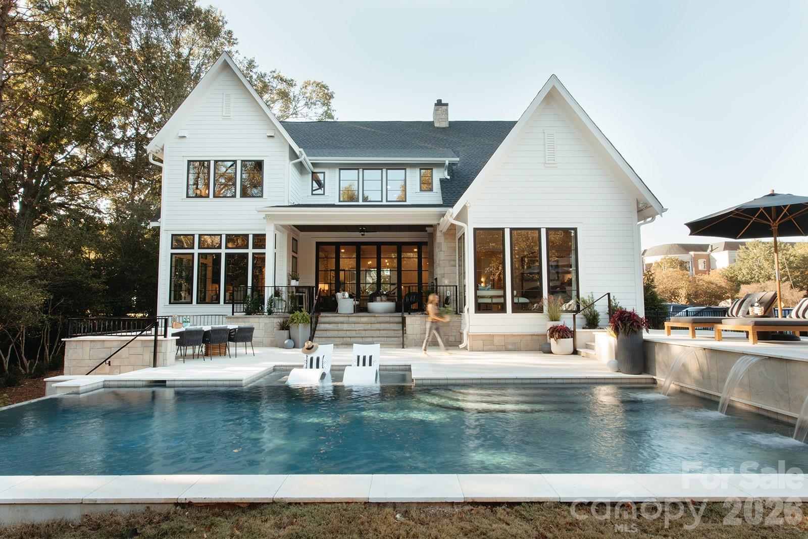 5555 Fairview Road