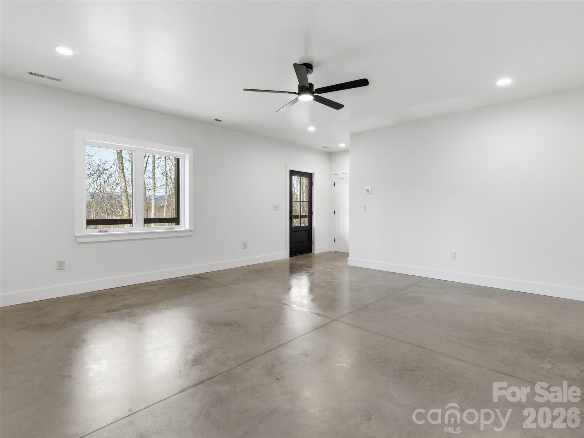 The Ridge At Irontree - Residential