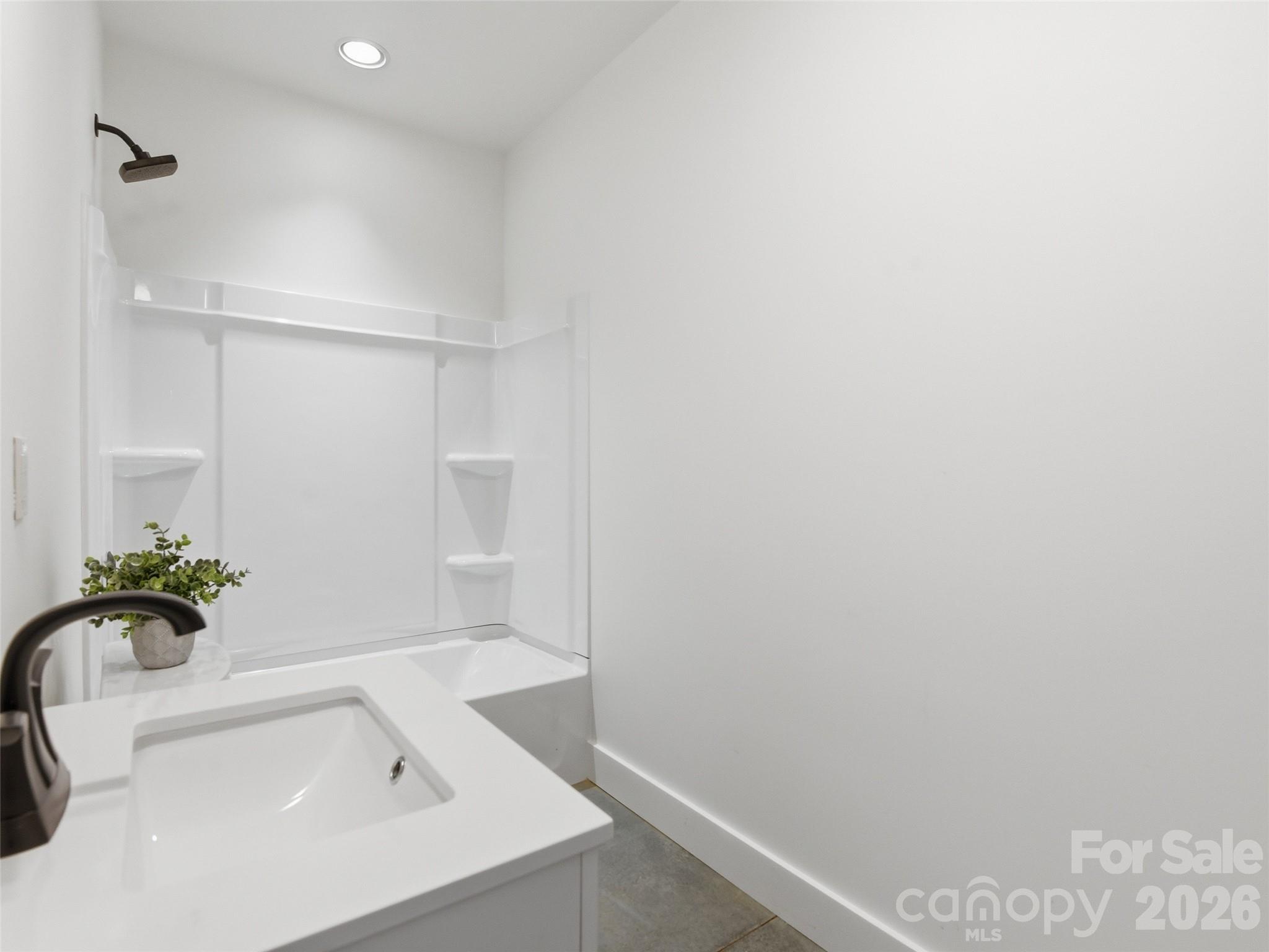 The Ridge At Irontree - Residential