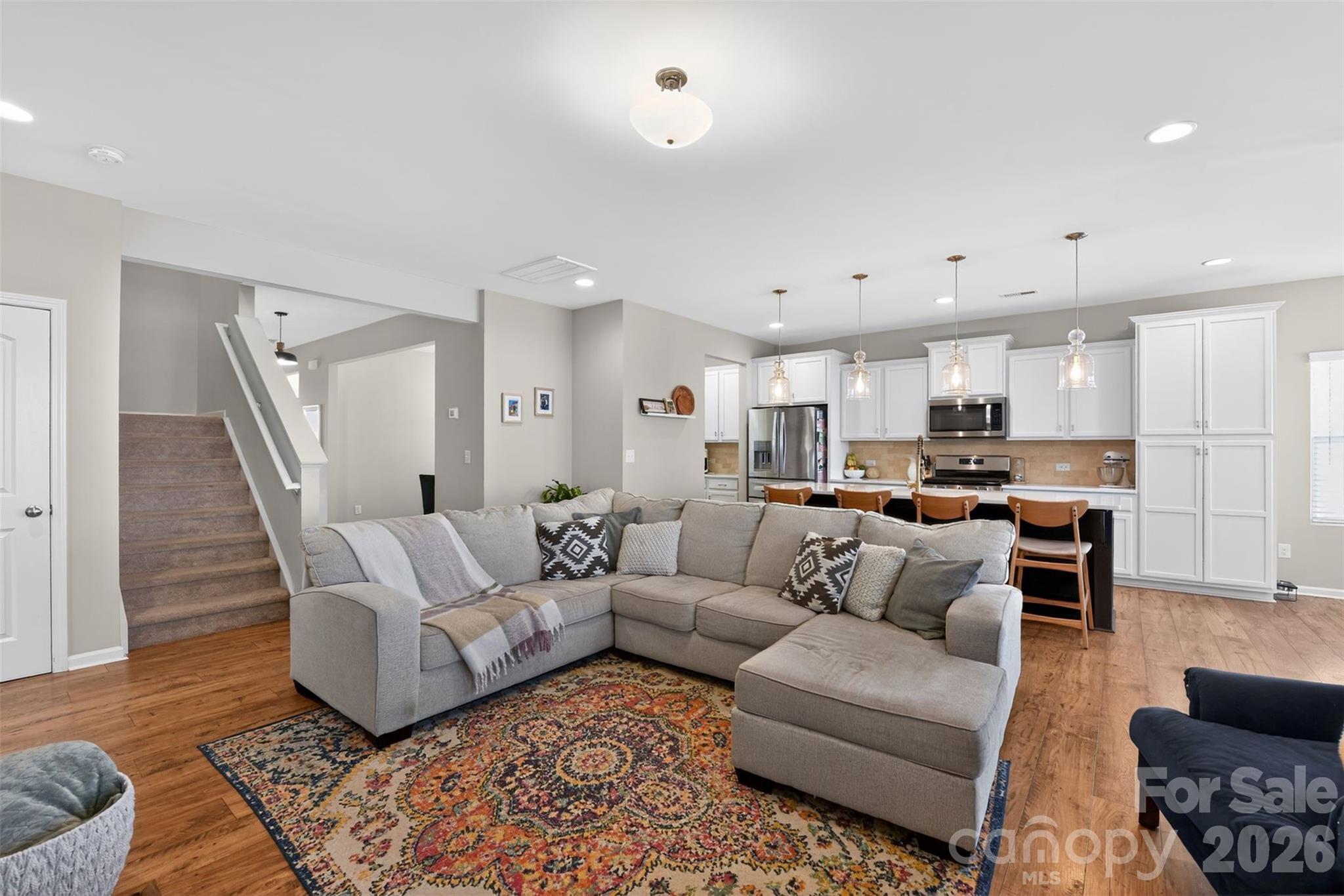 2689 Watergarden Street